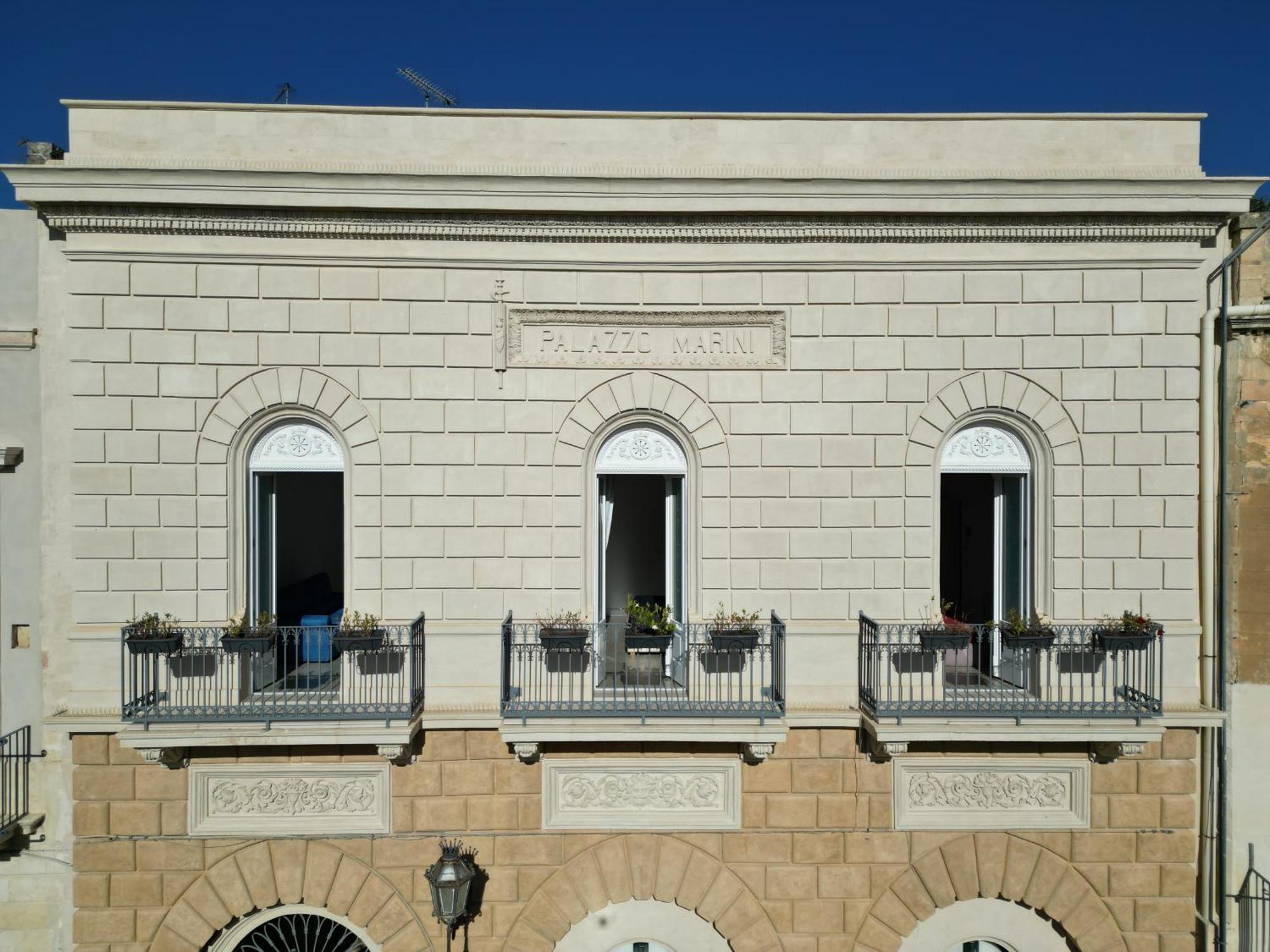 Palazzo Marini B&B Di Charme 莱切 外观 照片